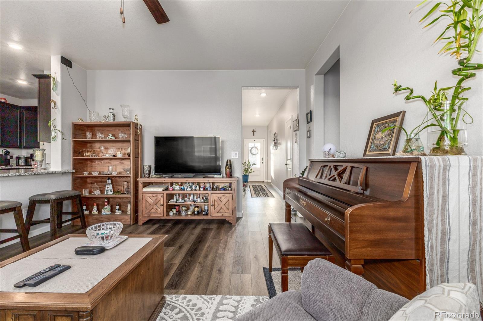 MLS Image #6 for 8844  ventura court,commerce city, Colorado