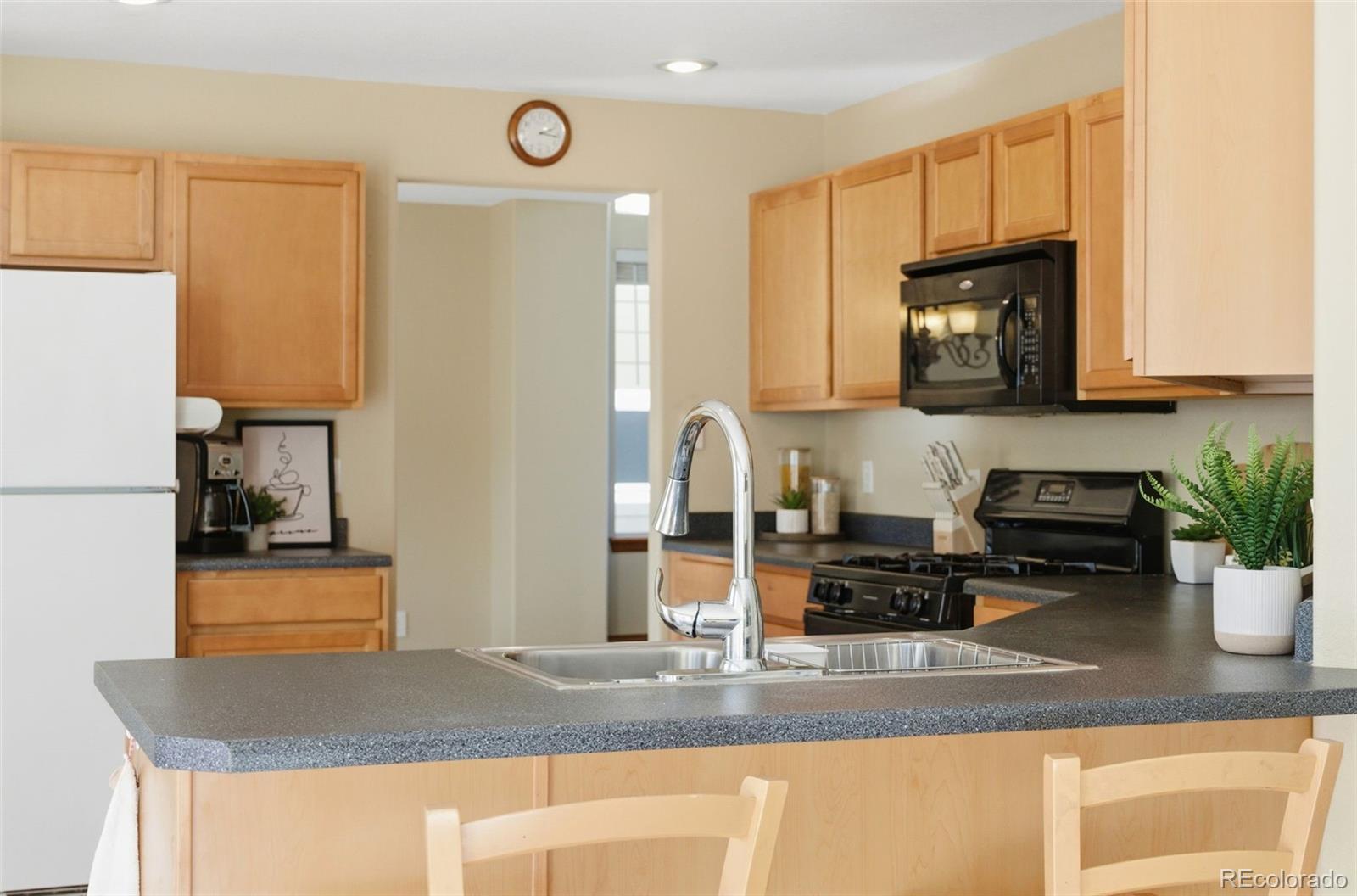 MLS Image #11 for 20480 e mansfield avenue,aurora, Colorado