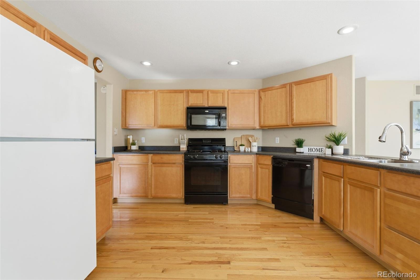 MLS Image #12 for 20480 e mansfield avenue,aurora, Colorado
