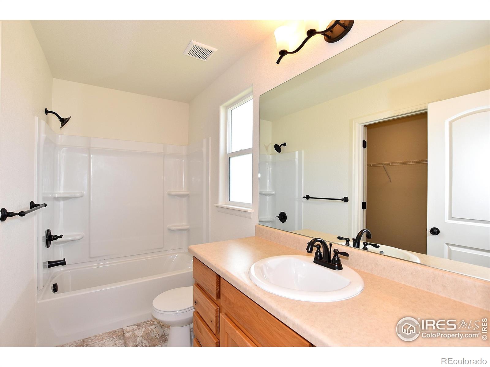 MLS Image #23 for 4815  grapevine way,johnstown, Colorado