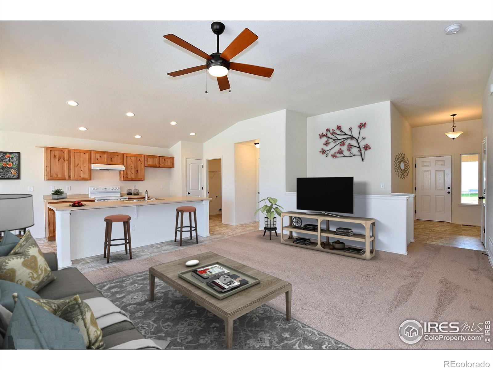 MLS Image #3 for 4815  grapevine way,johnstown, Colorado