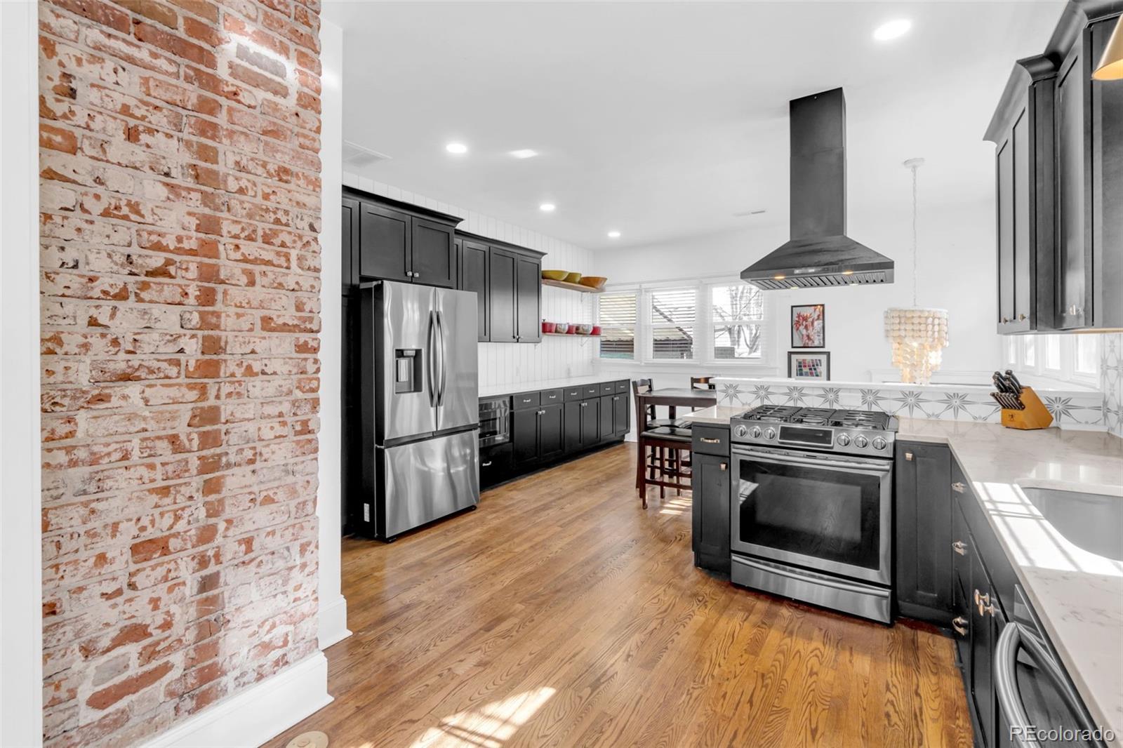 MLS Image #11 for 1406 n madison street,denver, Colorado