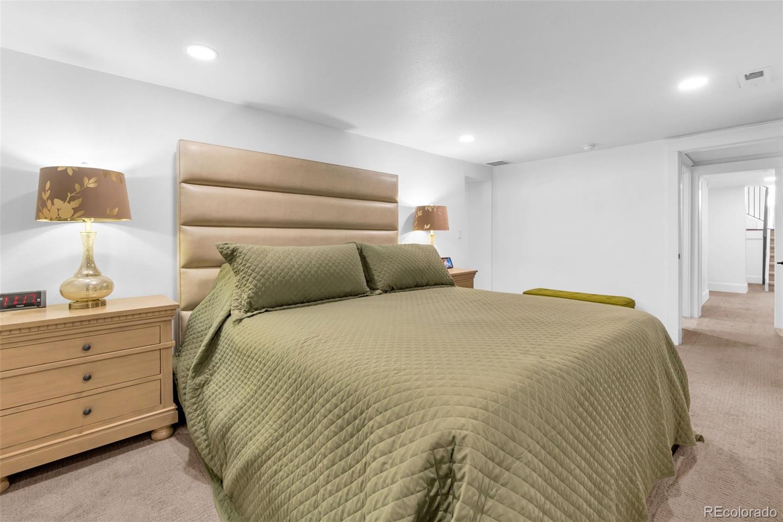 MLS Image #18 for 1406 n madison street,denver, Colorado