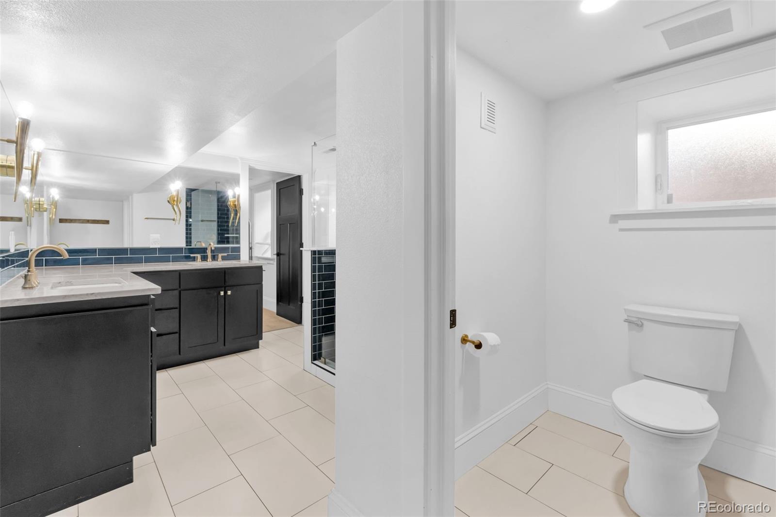 MLS Image #23 for 1406 n madison street,denver, Colorado