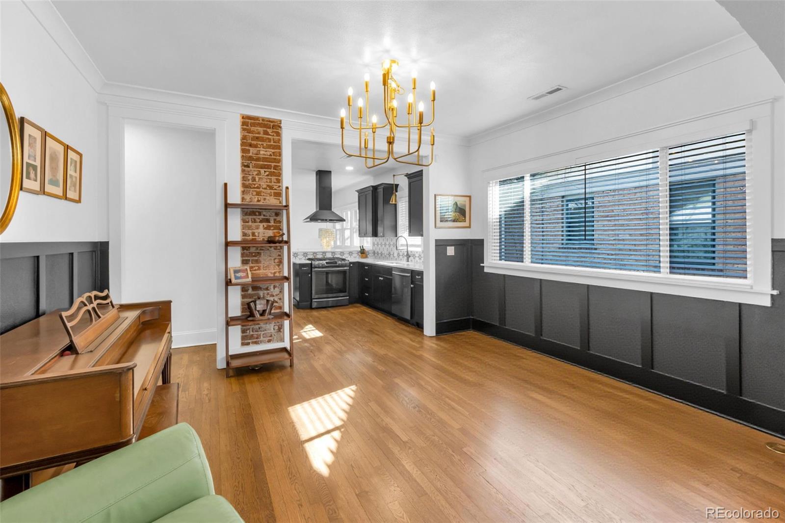 MLS Image #8 for 1406 n madison street,denver, Colorado