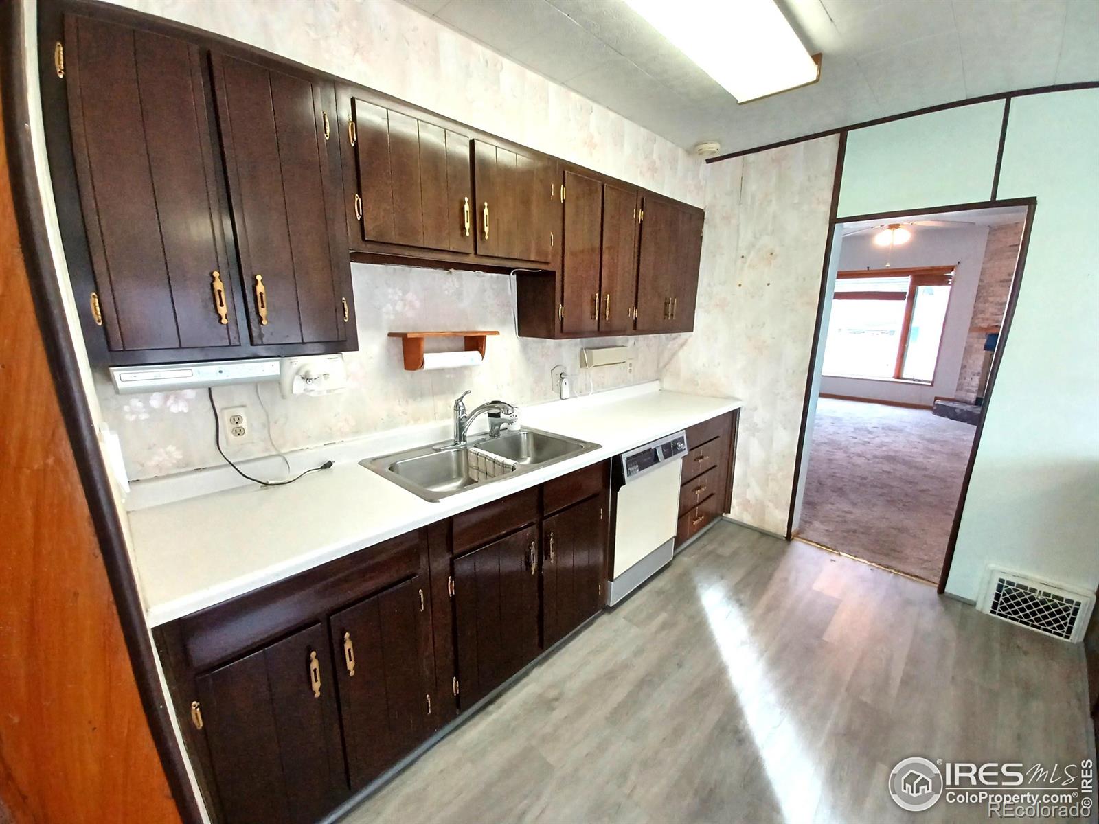 MLS Image #12 for 409 e cleveland street,lafayette, Colorado
