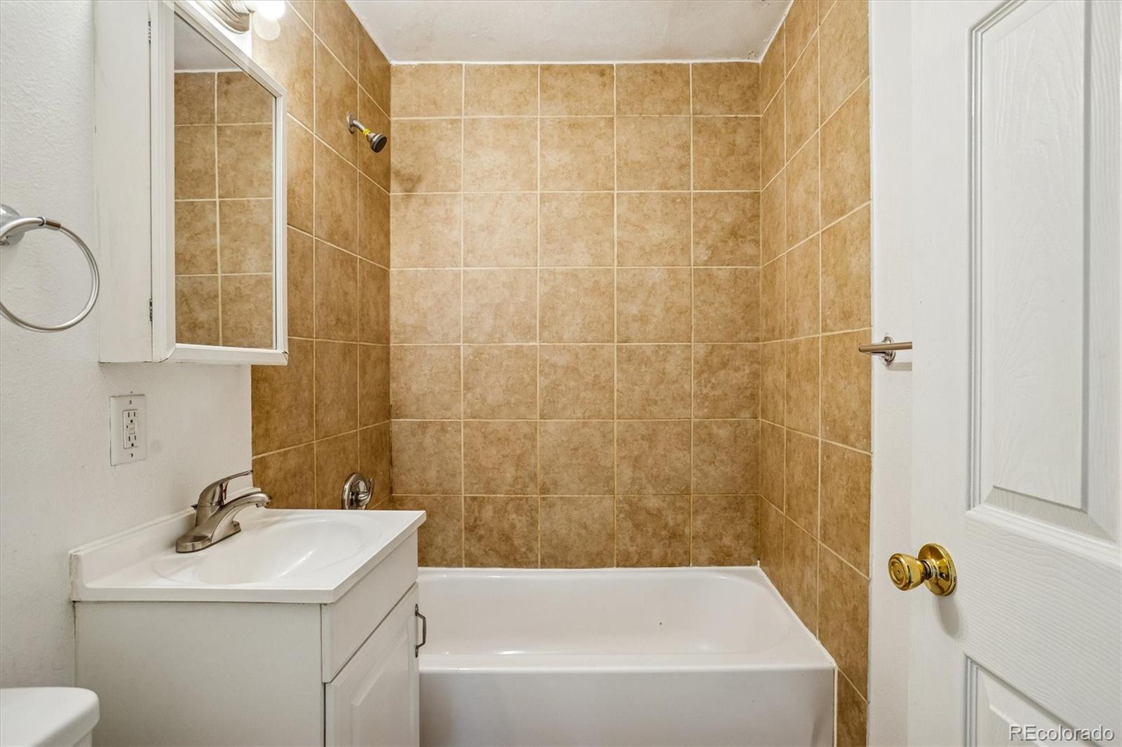 MLS Image #12 for 7910  olive street,commerce city, Colorado