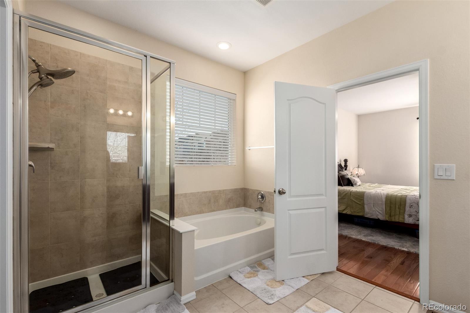 MLS Image #11 for 25876 e maple place,aurora, Colorado
