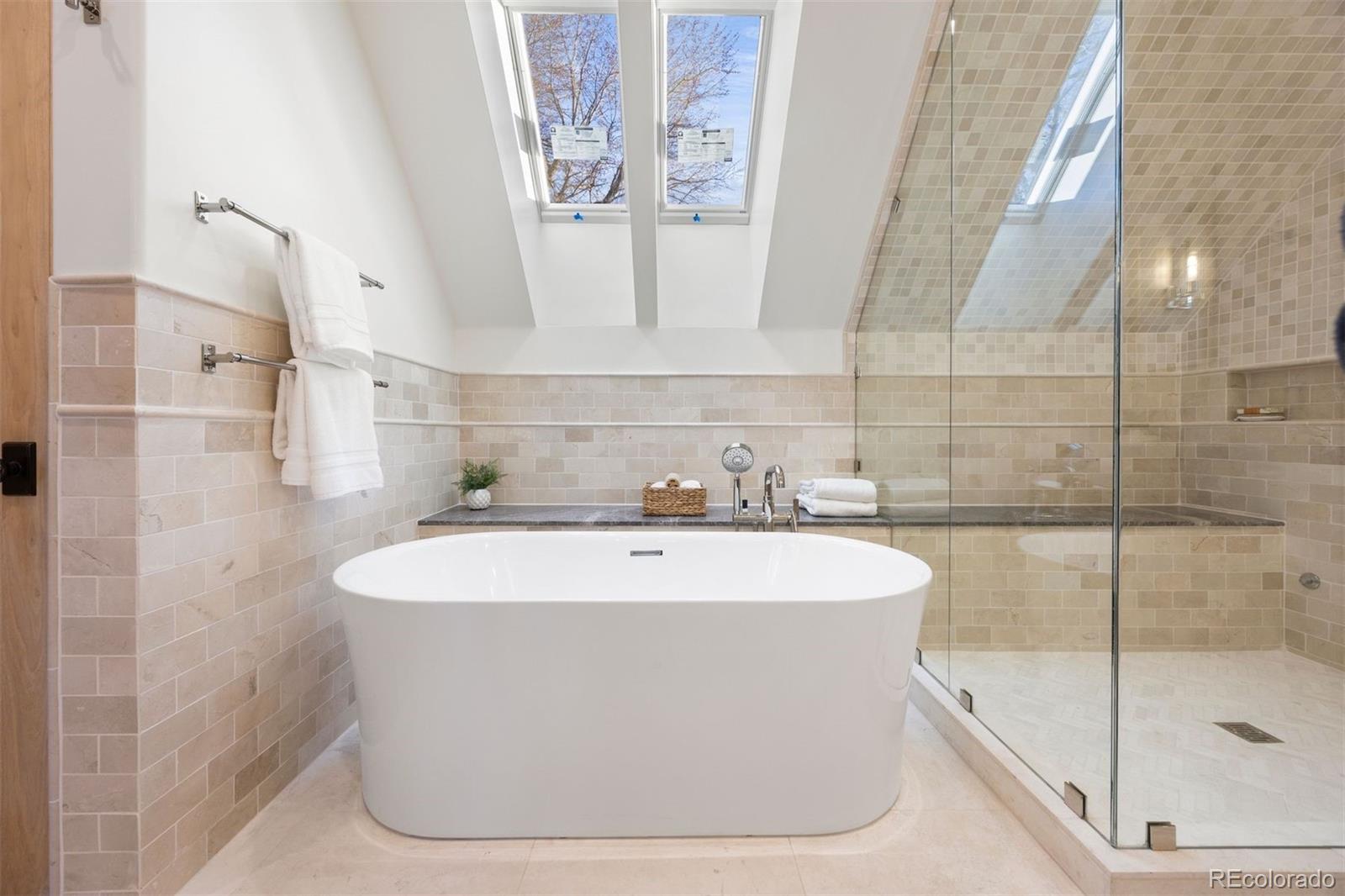 MLS Image #13 for 1650 e 7th avenue,denver, Colorado