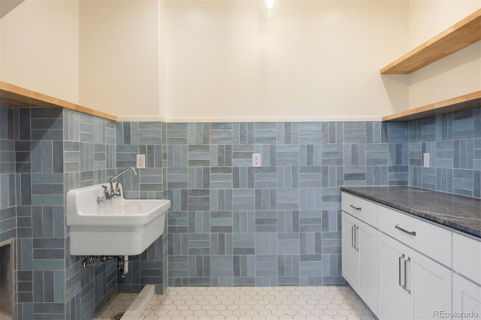 MLS Image #14 for 1650 e 7th avenue,denver, Colorado