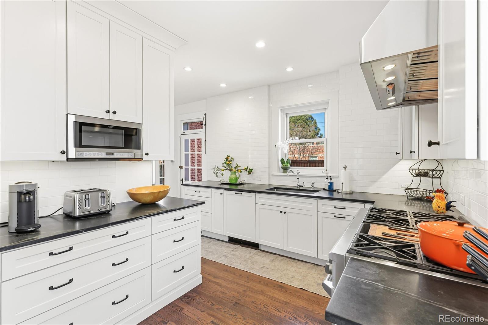 MLS Image #13 for 1800 s sherman street,denver, Colorado