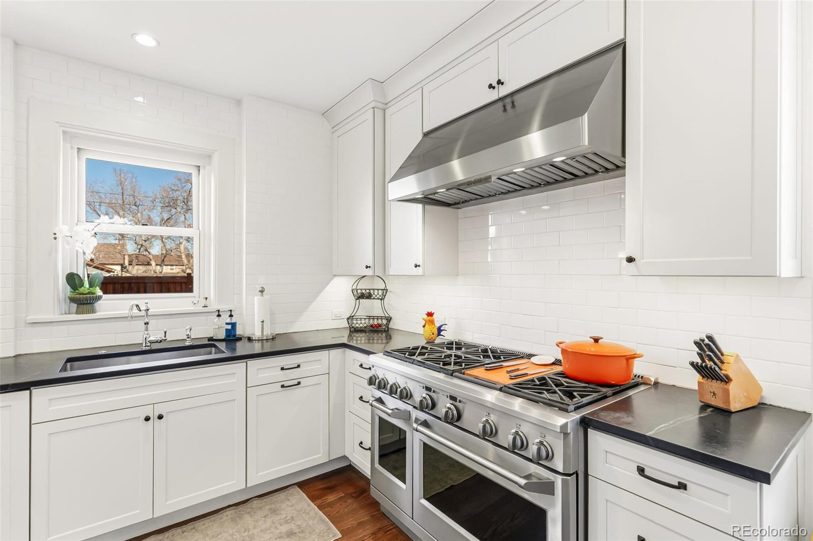 MLS Image #16 for 1800 s sherman street,denver, Colorado