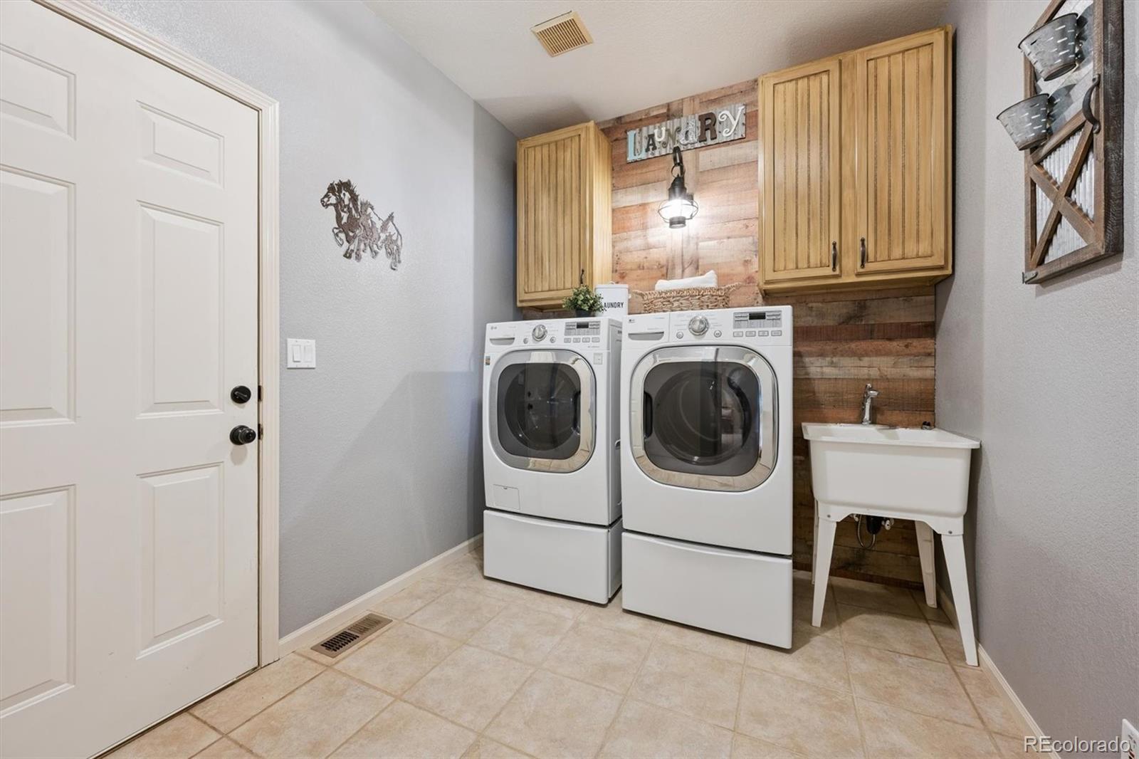 MLS Image #28 for 43251 e iliff trail,bennett, Colorado