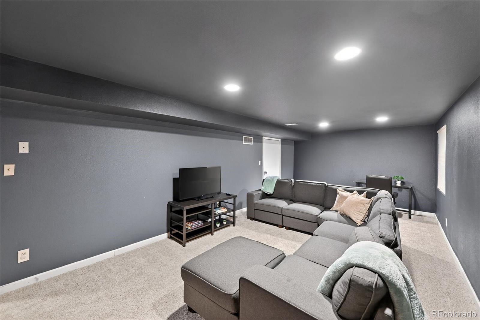 MLS Image #16 for 10330 w jewell  a,lakewood, Colorado