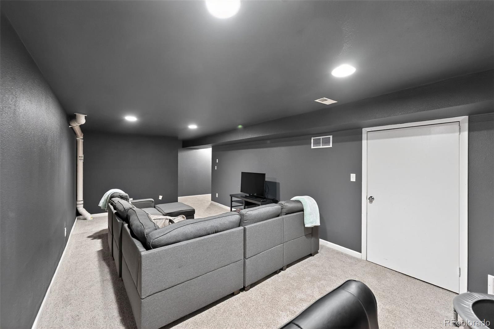 MLS Image #17 for 10330 w jewell  a,lakewood, Colorado