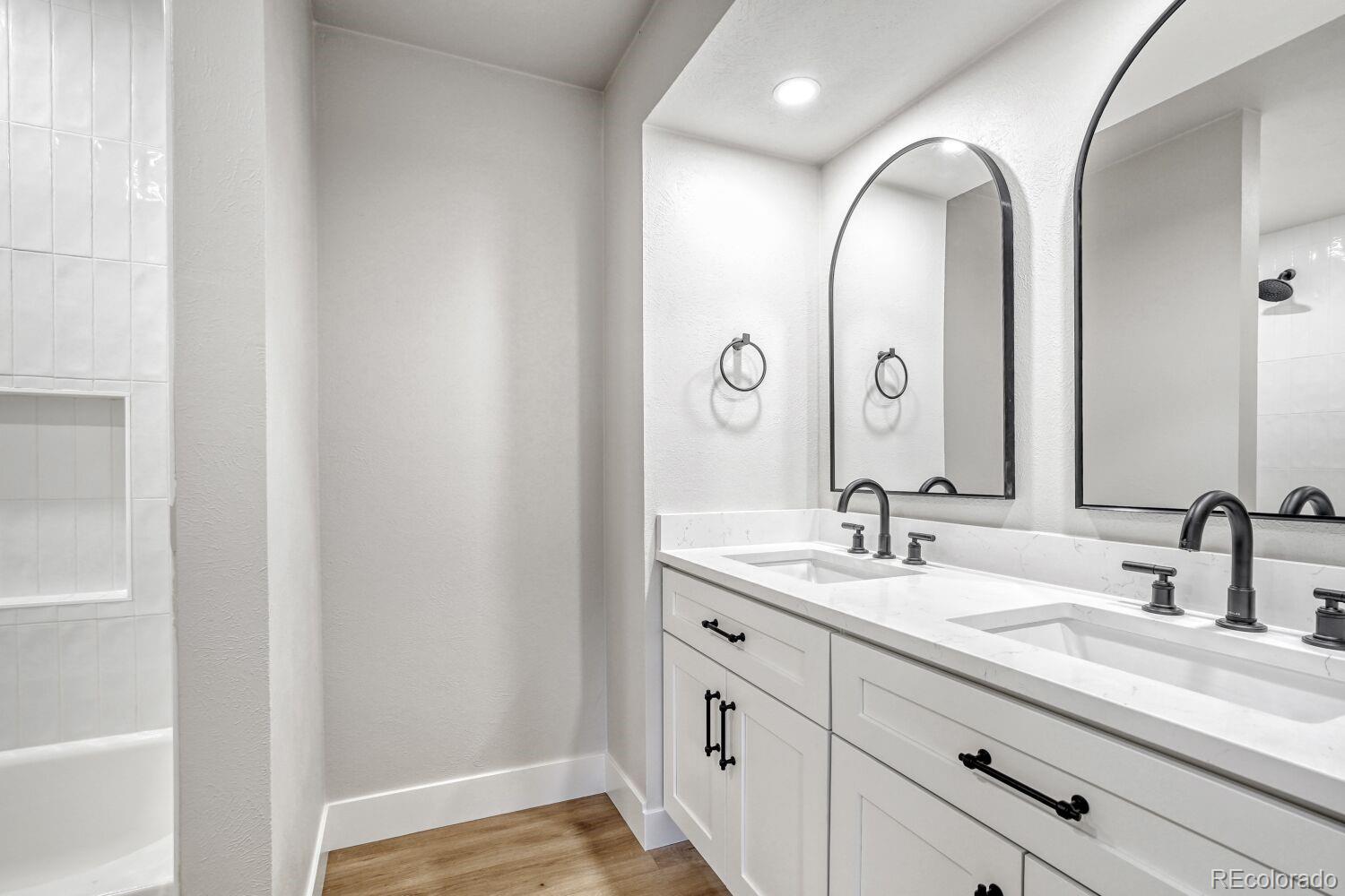 MLS Image #18 for 7037 s newland street,littleton, Colorado