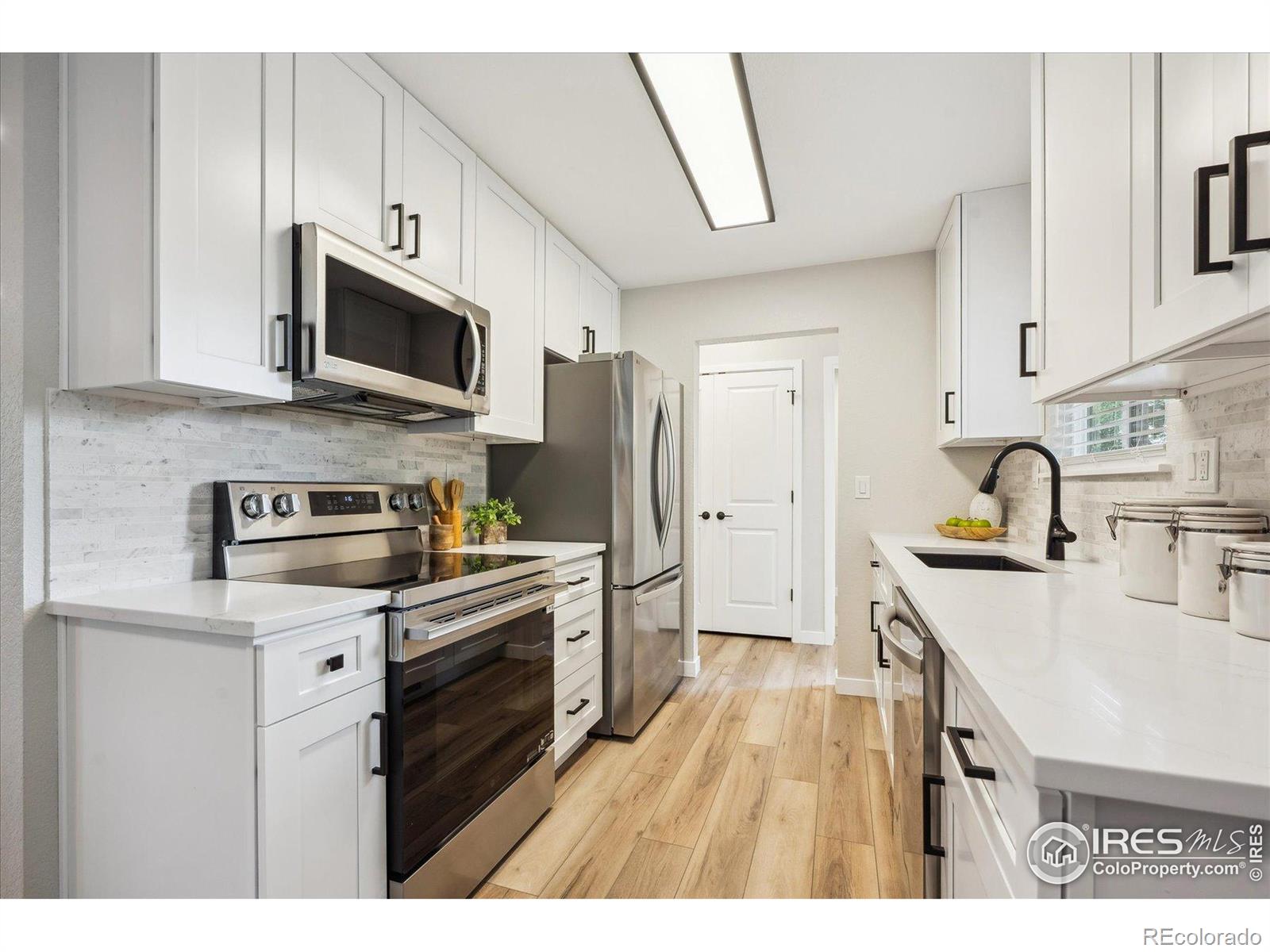 MLS Image #4 for 518  sunset drive,louisville, Colorado