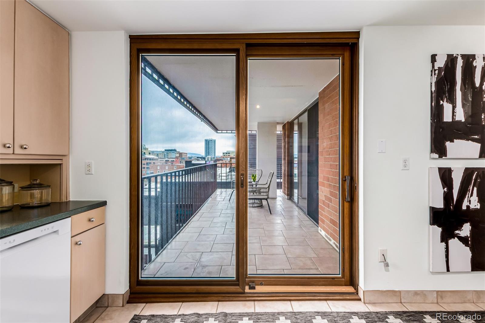 MLS Image #18 for 1551  larimer street,denver, Colorado