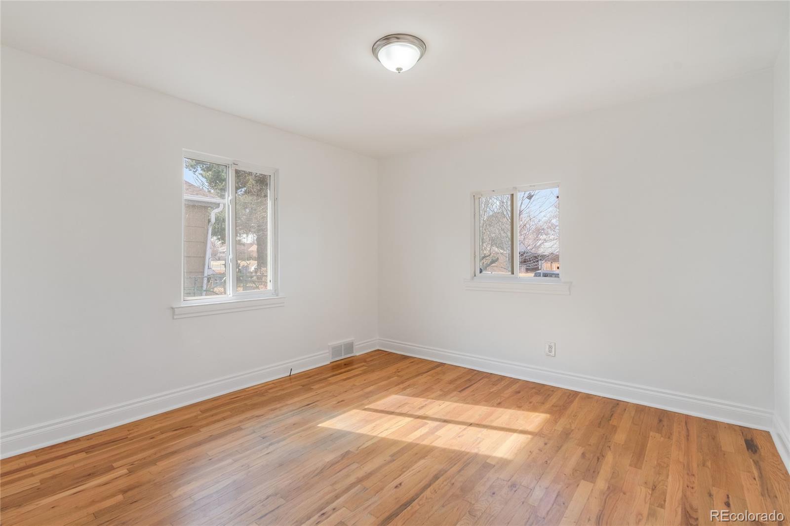 MLS Image #13 for 2900 e 36th avenue,denver, Colorado