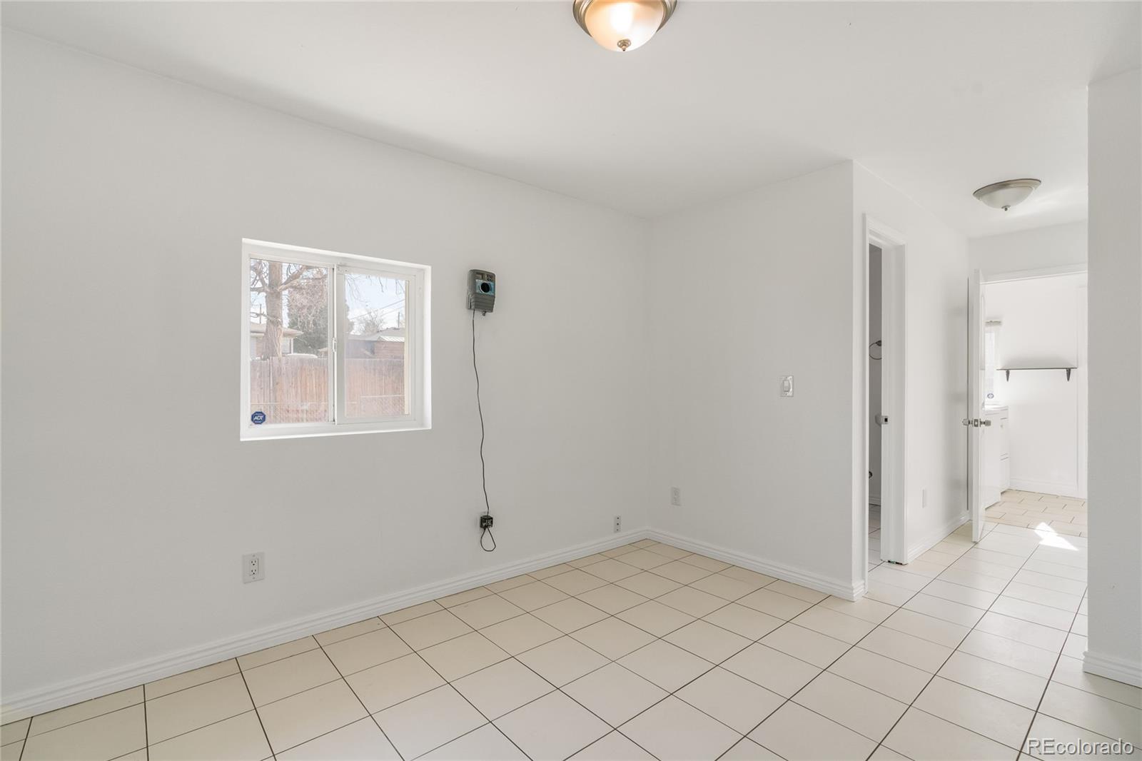 MLS Image #18 for 2900 e 36th avenue,denver, Colorado