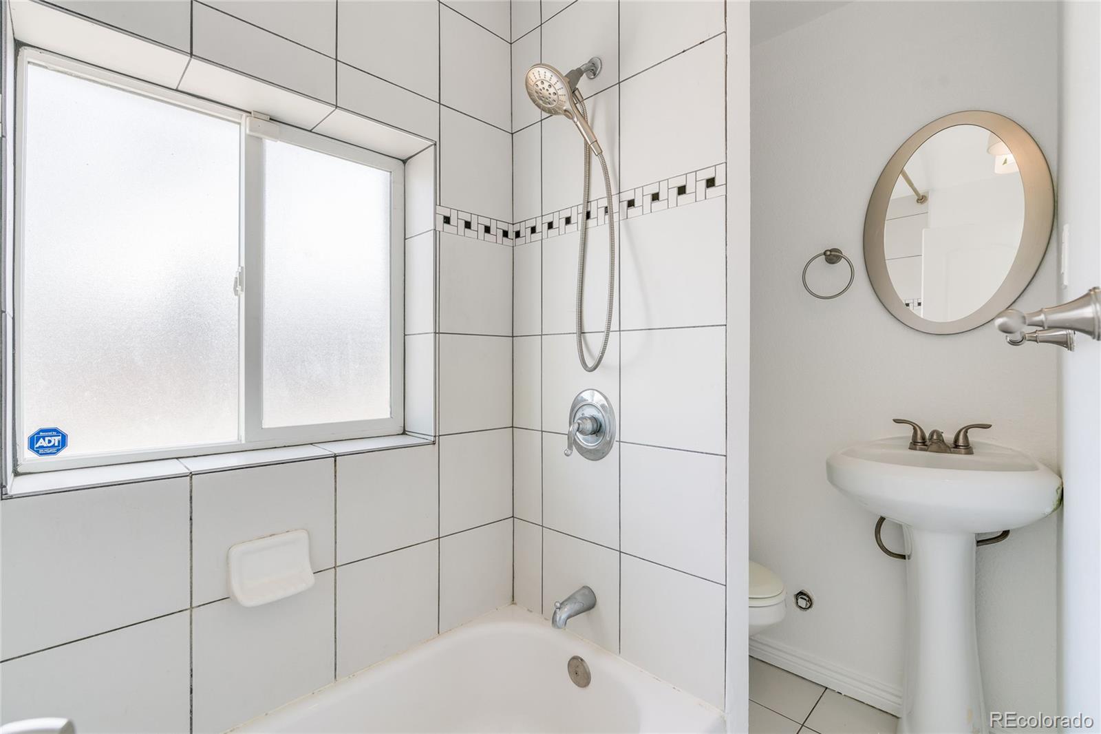 MLS Image #19 for 2900 e 36th avenue,denver, Colorado