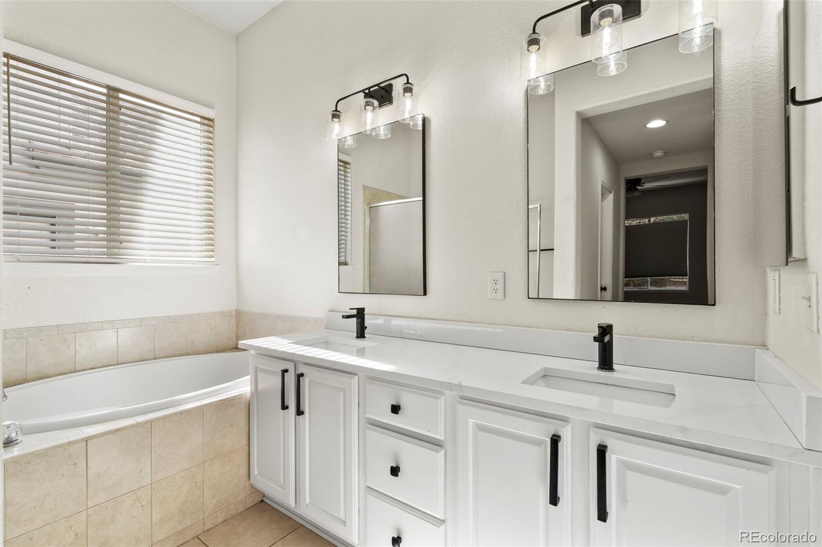 MLS Image #14 for 10440  olathe street,commerce city, Colorado