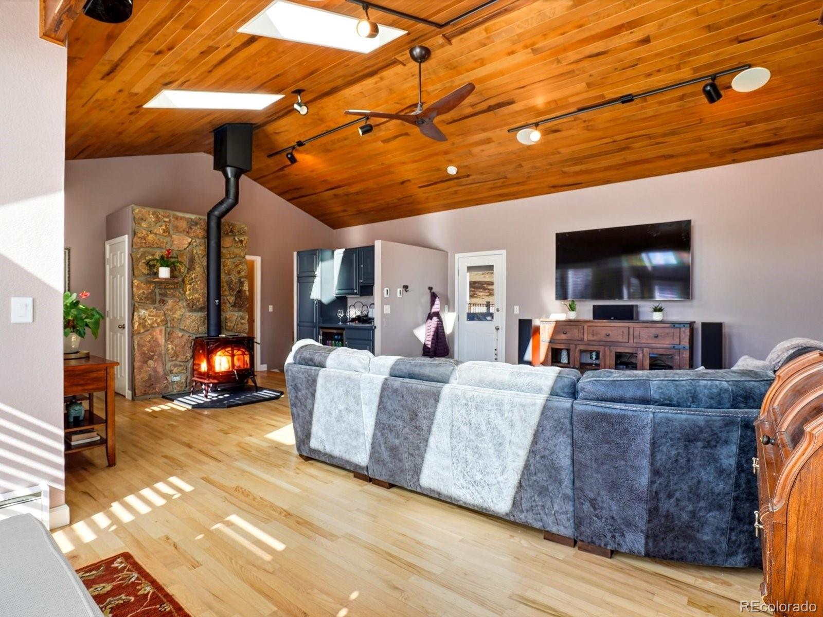 MLS Image #20 for 8550 s mariposa drive,morrison, Colorado