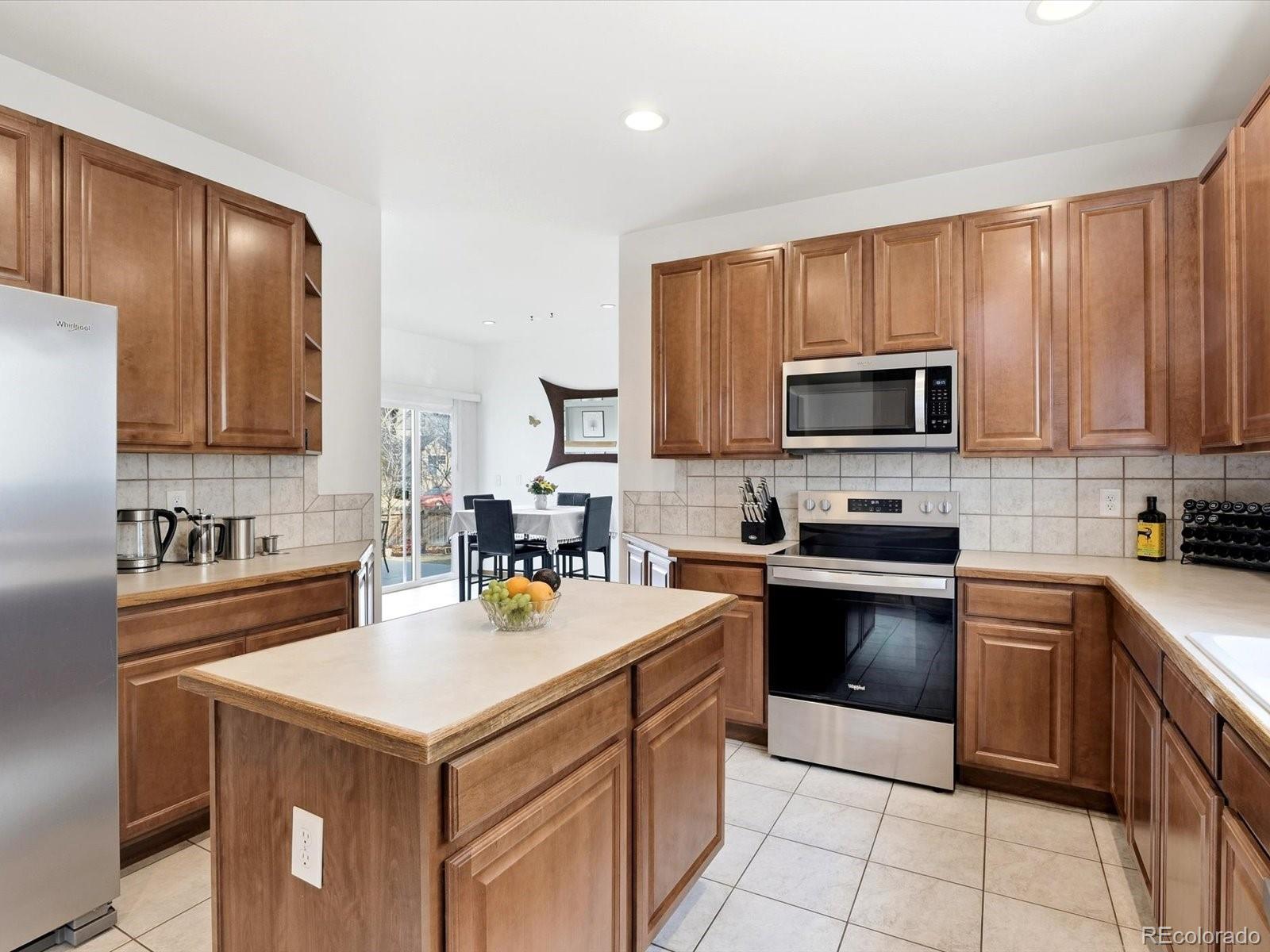 MLS Image #10 for 502  peregrine circle,longmont, Colorado