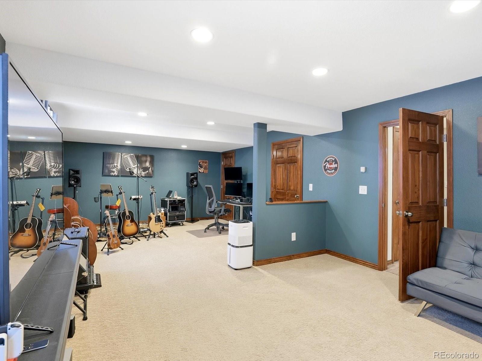 MLS Image #39 for 502  peregrine circle,longmont, Colorado