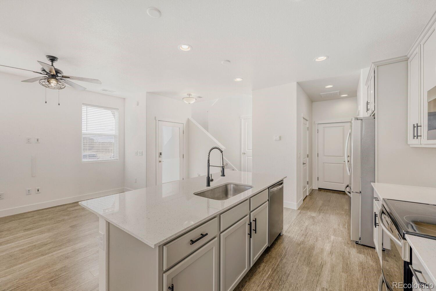 MLS Image #10 for 9716  ash lane ,thornton, Colorado