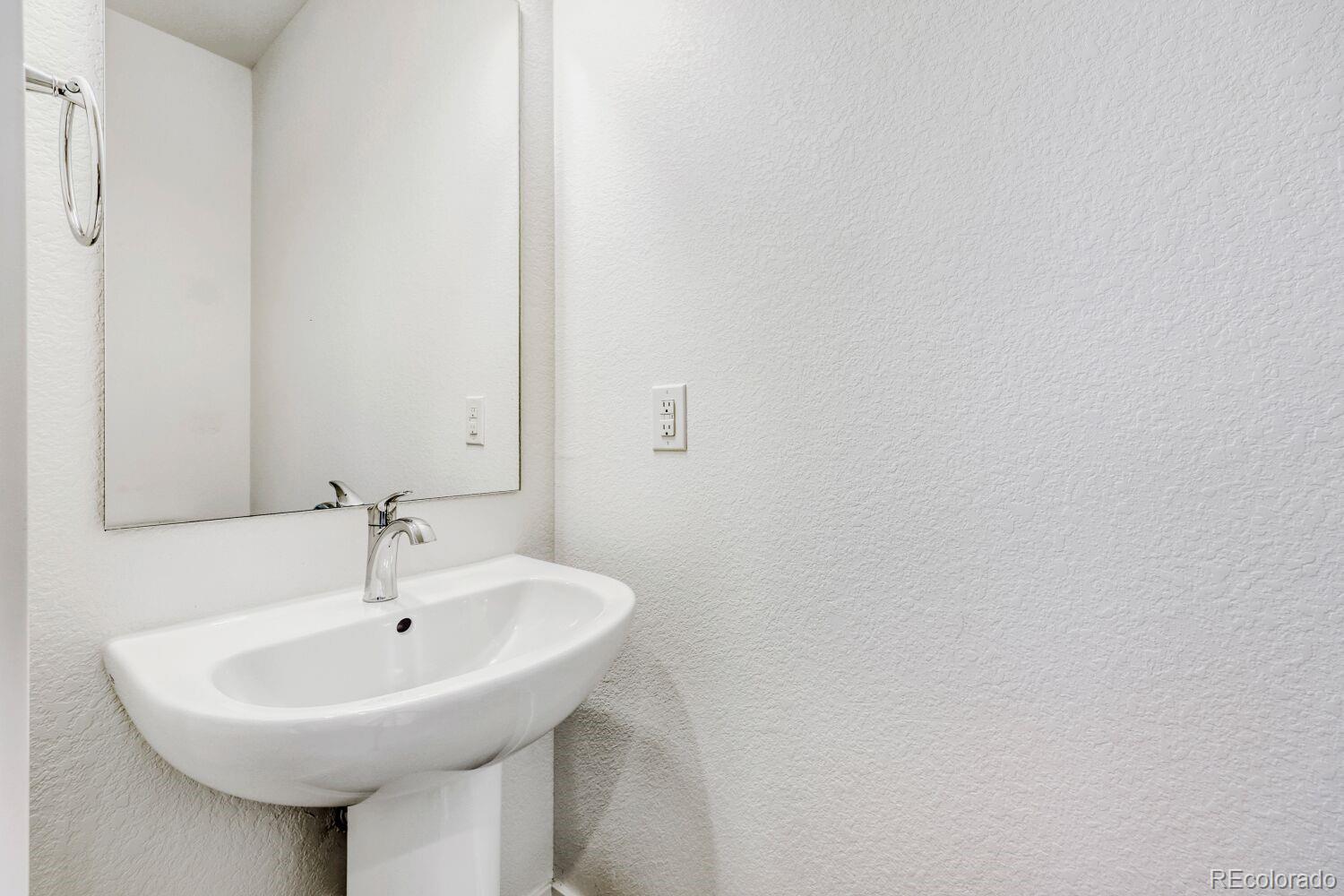 MLS Image #14 for 9716  ash lane ,thornton, Colorado