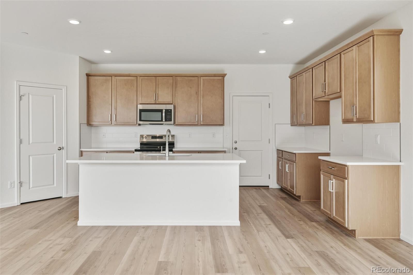 MLS Image #12 for 13566 e 110th drive,commerce city, Colorado
