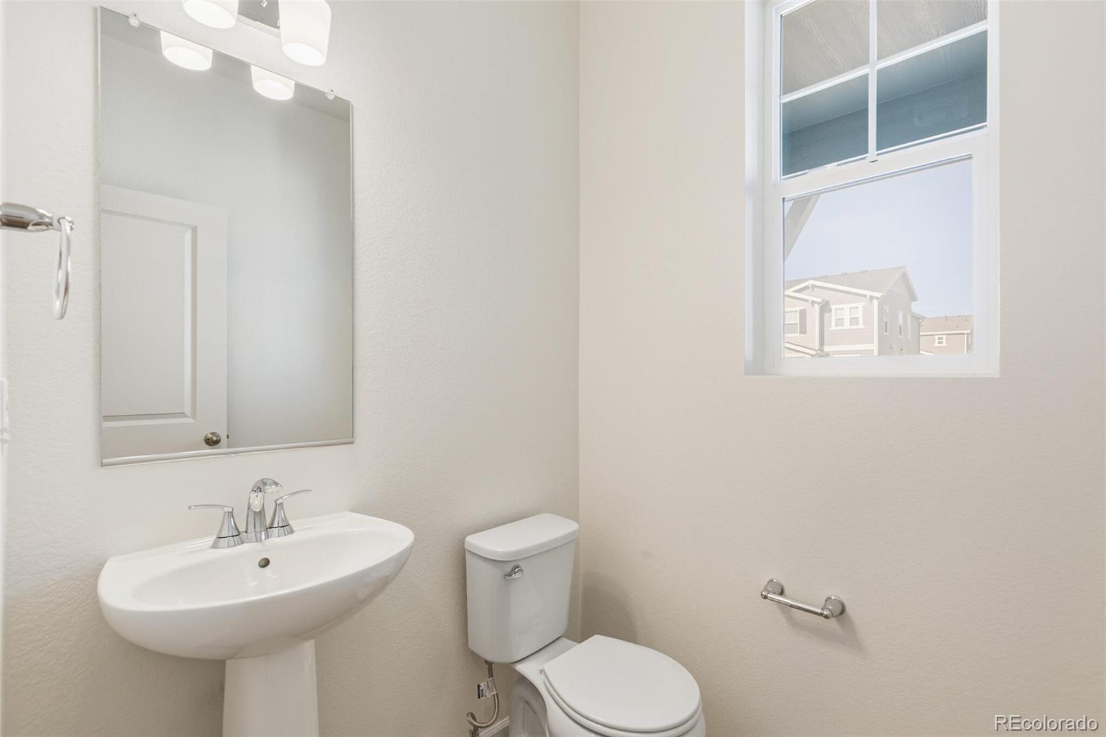 MLS Image #18 for 13566 e 110th drive,commerce city, Colorado