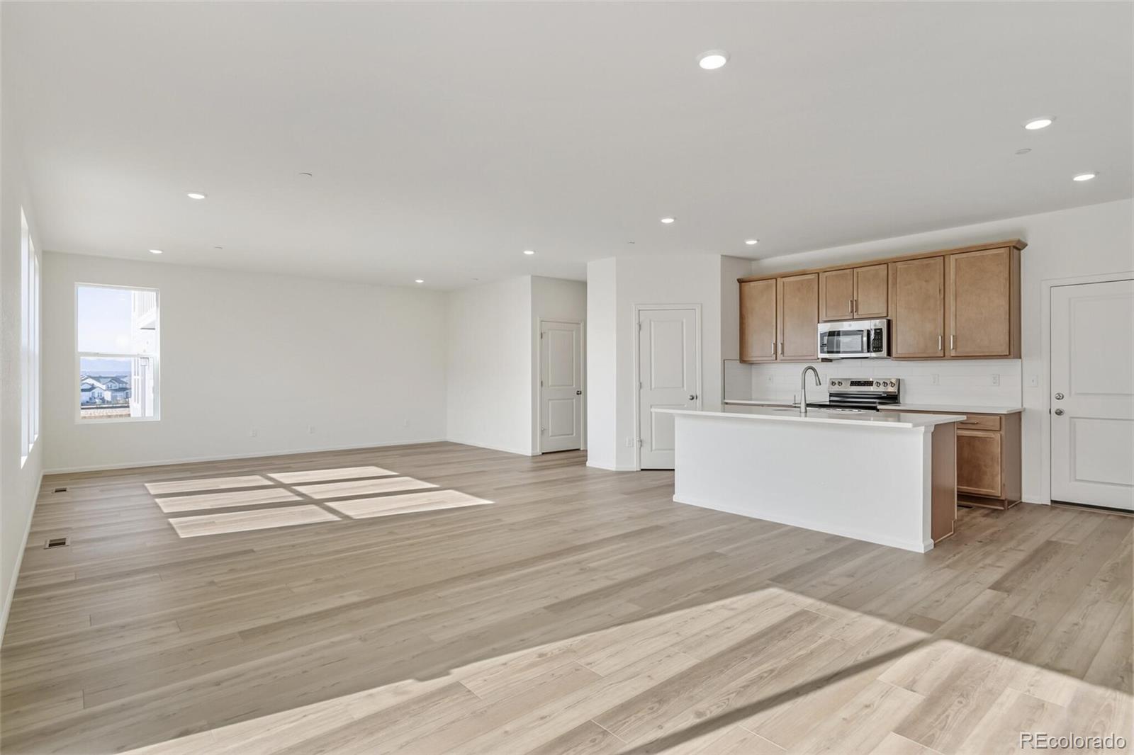 MLS Image #5 for 13566 e 110th drive,commerce city, Colorado
