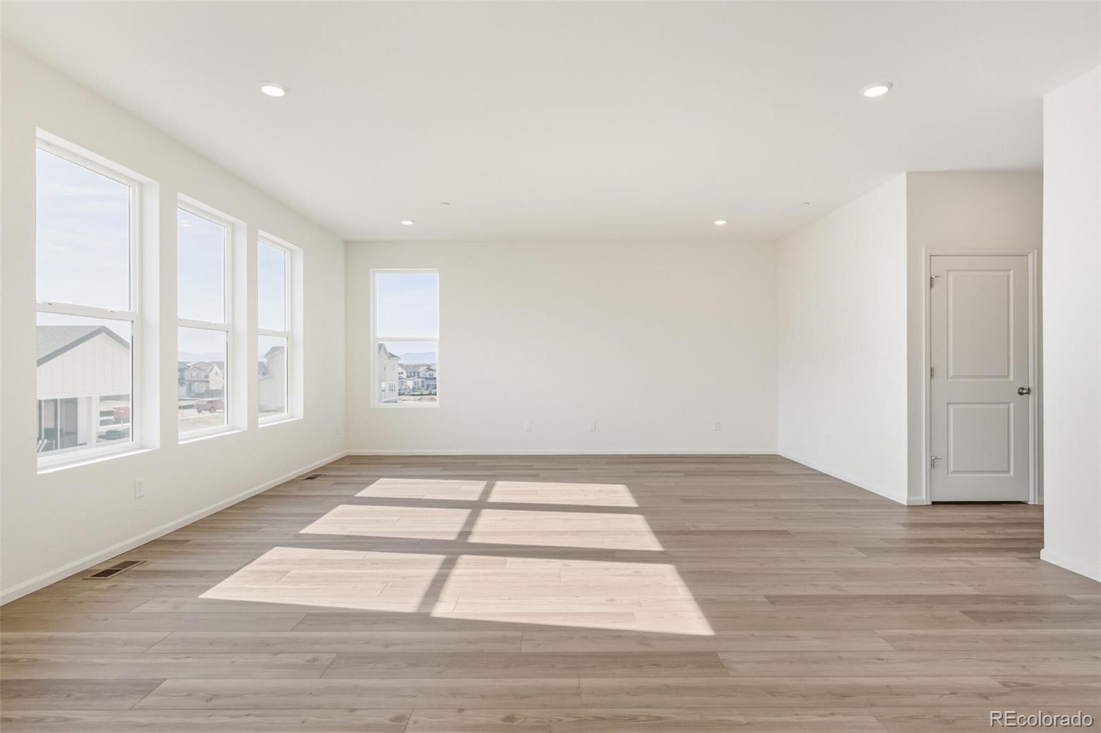 MLS Image #6 for 13566 e 110th drive,commerce city, Colorado