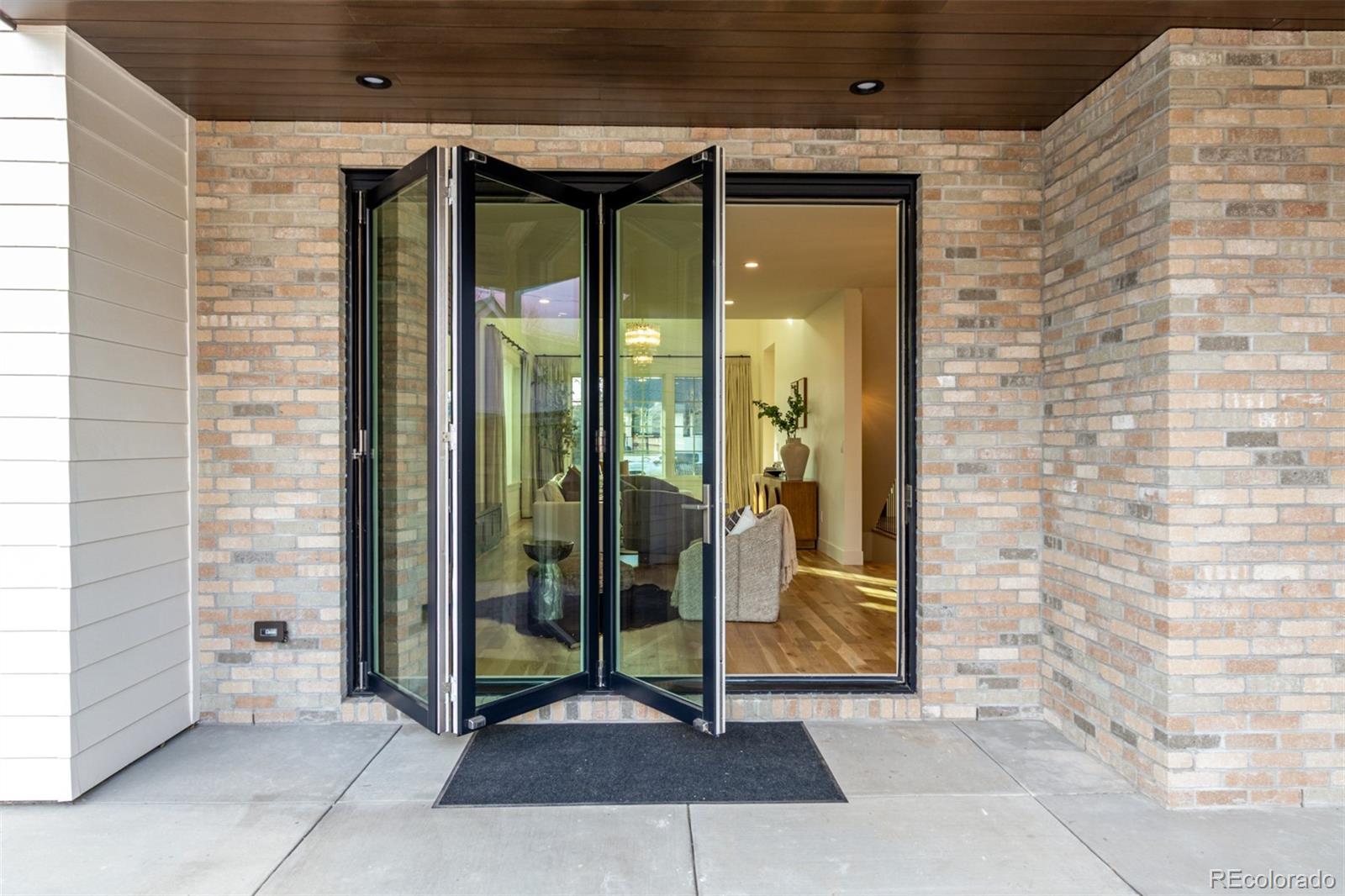 MLS Image #20 for 2056 s ogden street,denver, Colorado