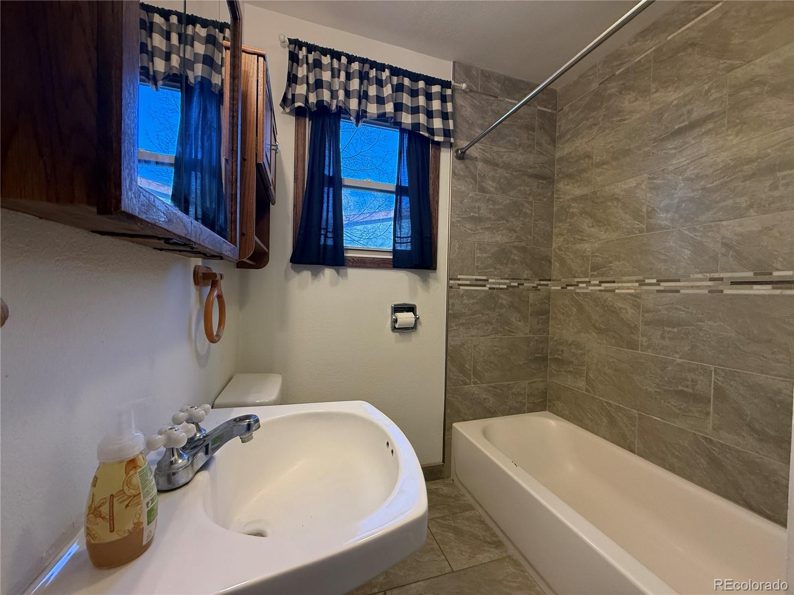 MLS Image #5 for 507  berkeley ave avenue,alamosa, Colorado