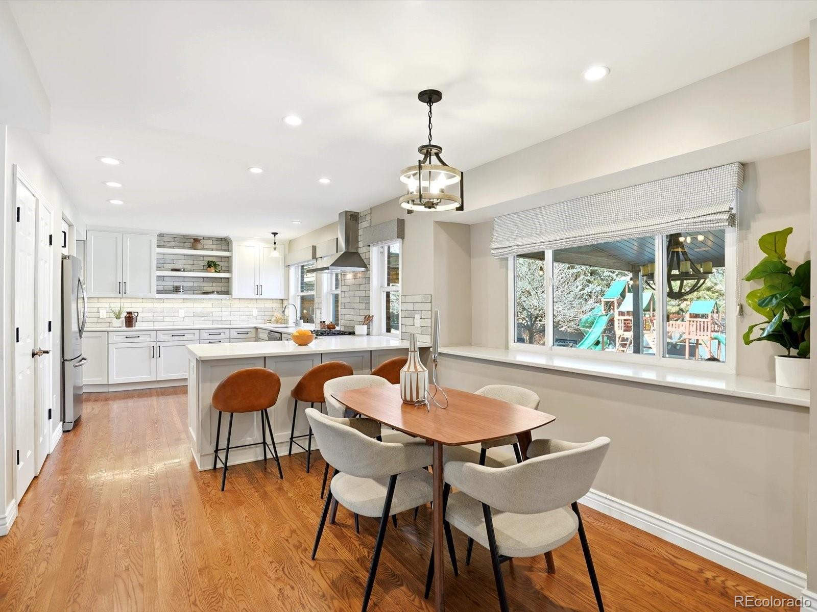MLS Image #12 for 2544 s krameria street,denver, Colorado