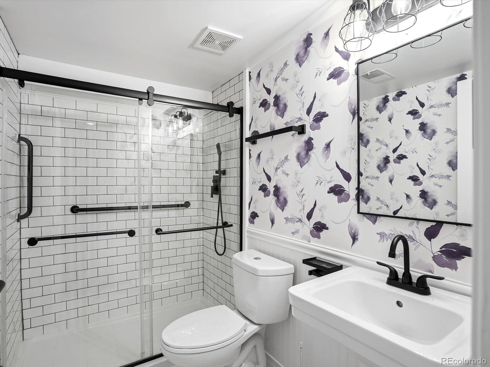 MLS Image #30 for 2544 s krameria street,denver, Colorado