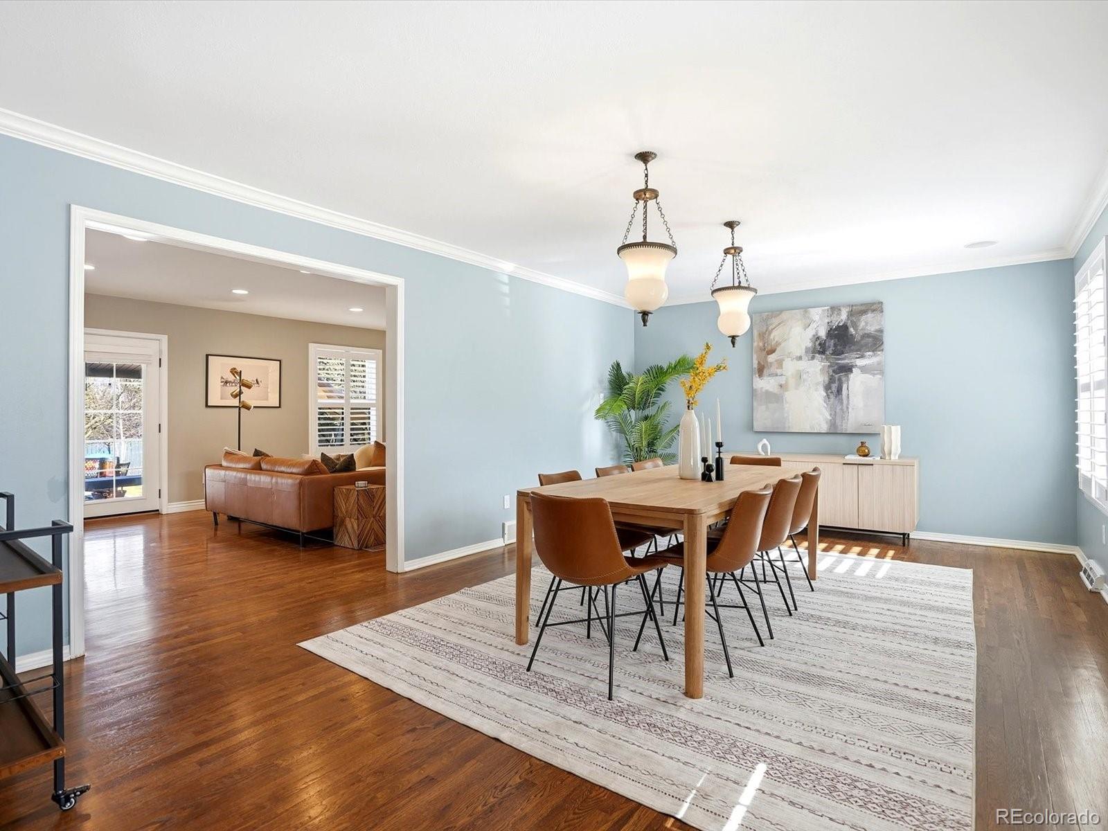 MLS Image #6 for 2544 s krameria street,denver, Colorado