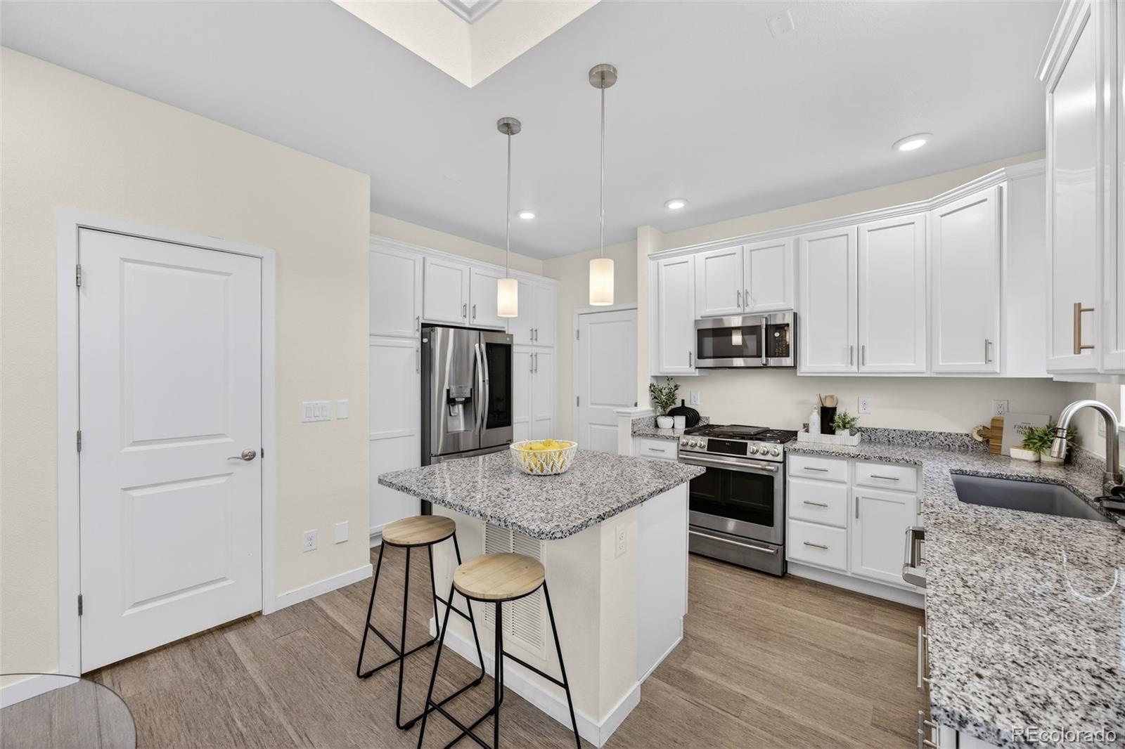 MLS Image #14 for 2893 s fox street,englewood, Colorado