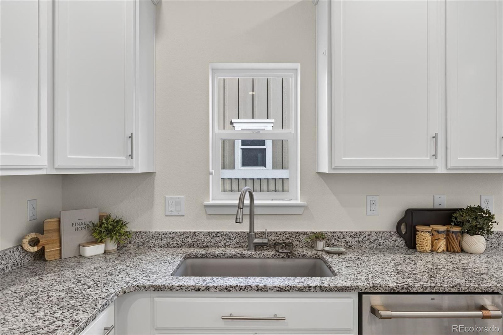 MLS Image #16 for 2893 s fox street,englewood, Colorado