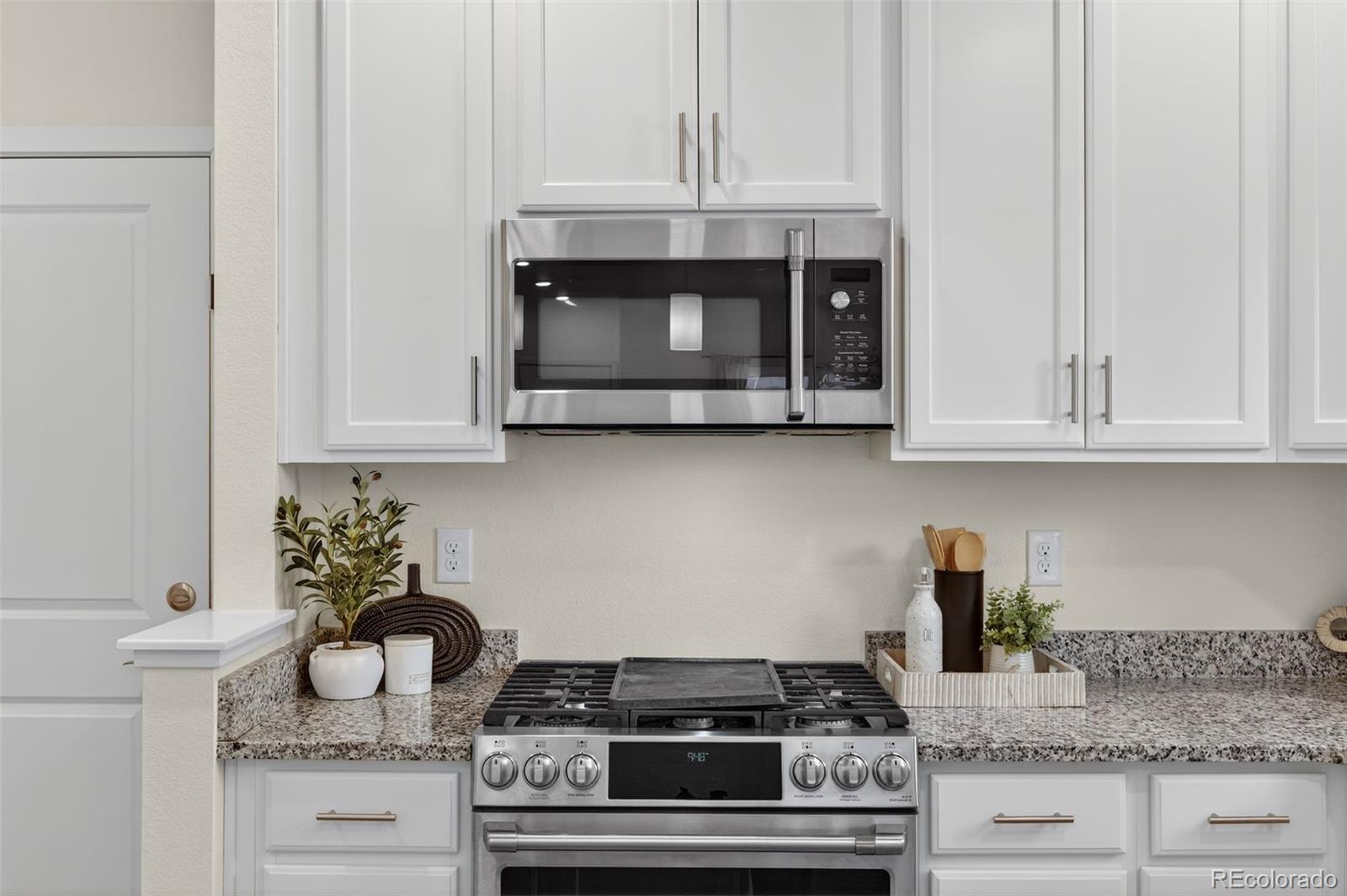 MLS Image #17 for 2893 s fox street,englewood, Colorado