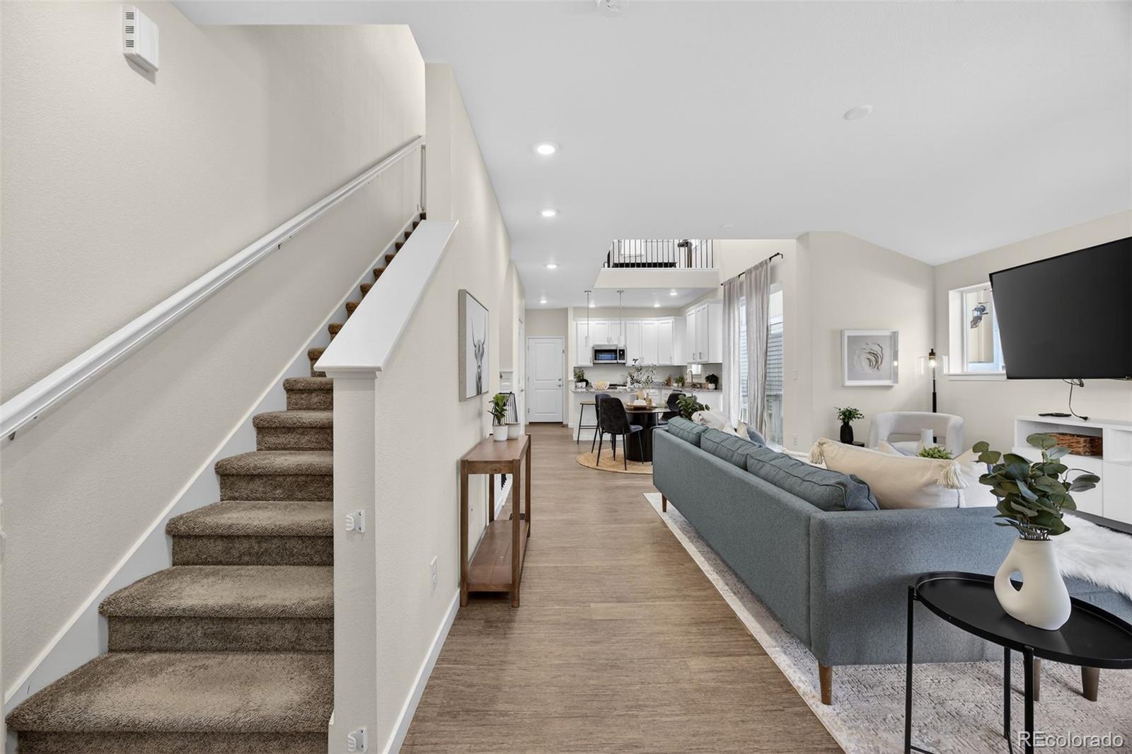 MLS Image #4 for 2893 s fox street,englewood, Colorado