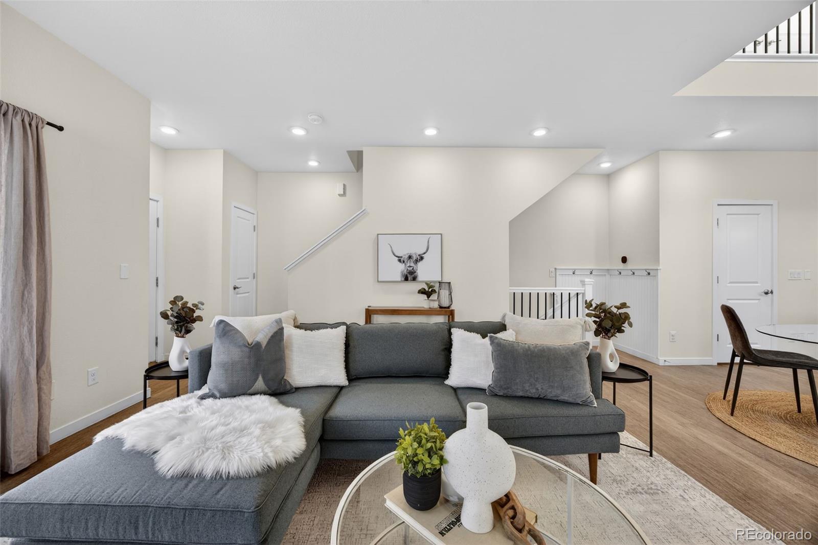 MLS Image #6 for 2893 s fox street,englewood, Colorado