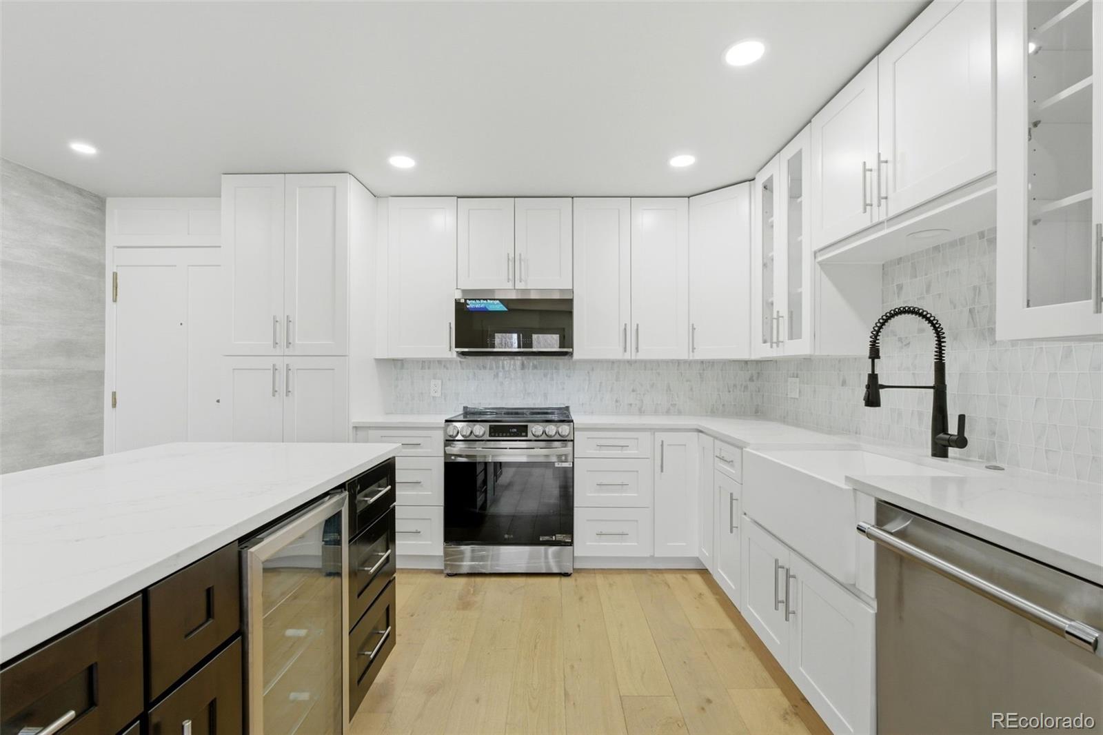 MLS Image #3 for 13952 e marina drive 308,aurora, Colorado
