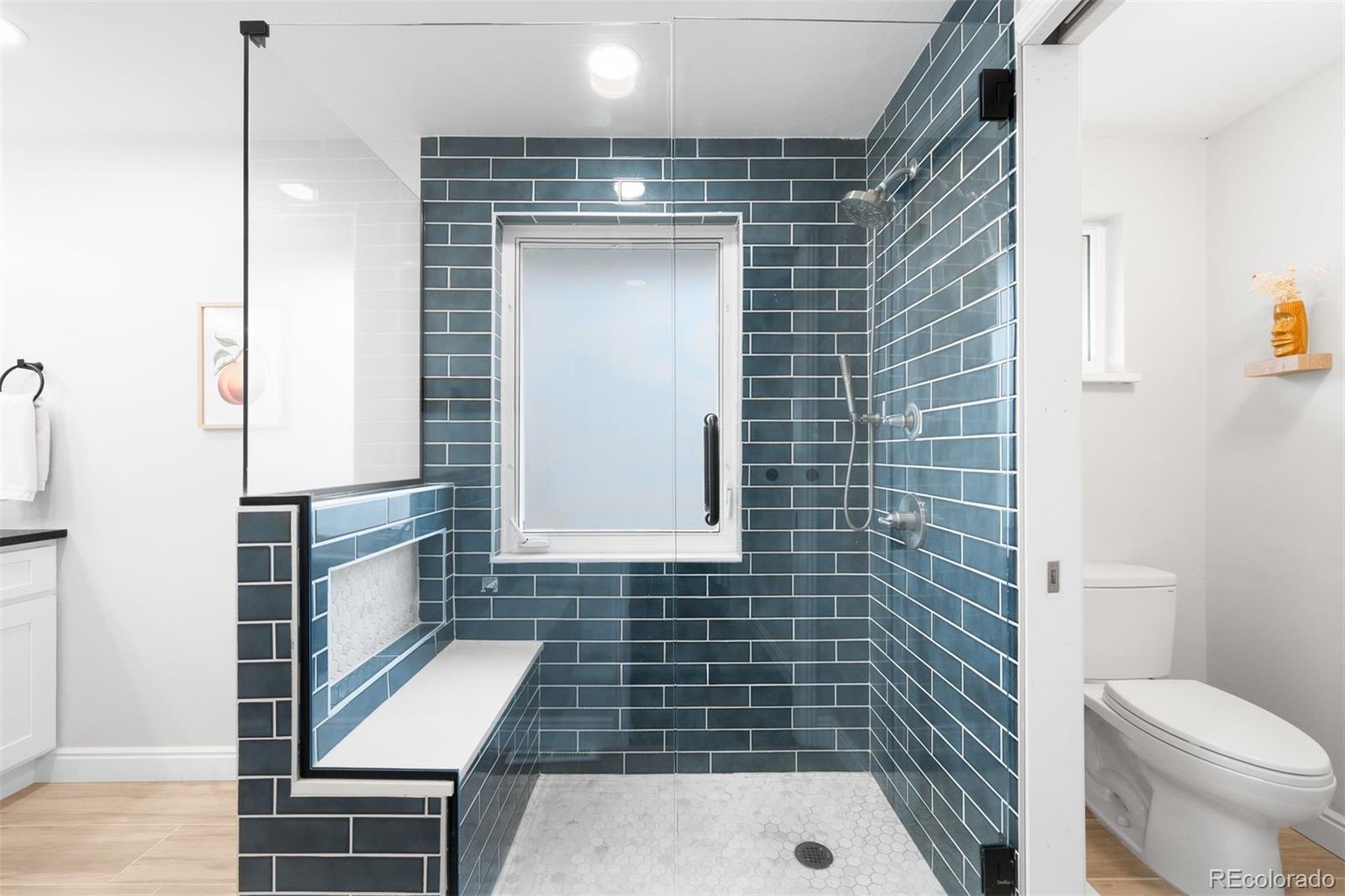 MLS Image #17 for 2654 s high street,denver, Colorado