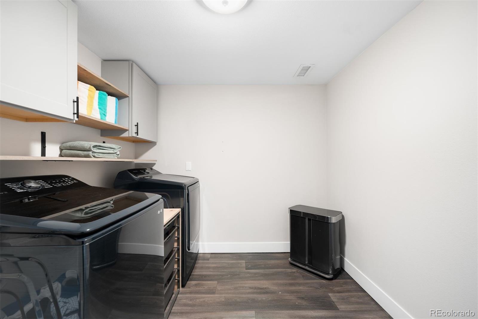 MLS Image #28 for 2654 s high street,denver, Colorado