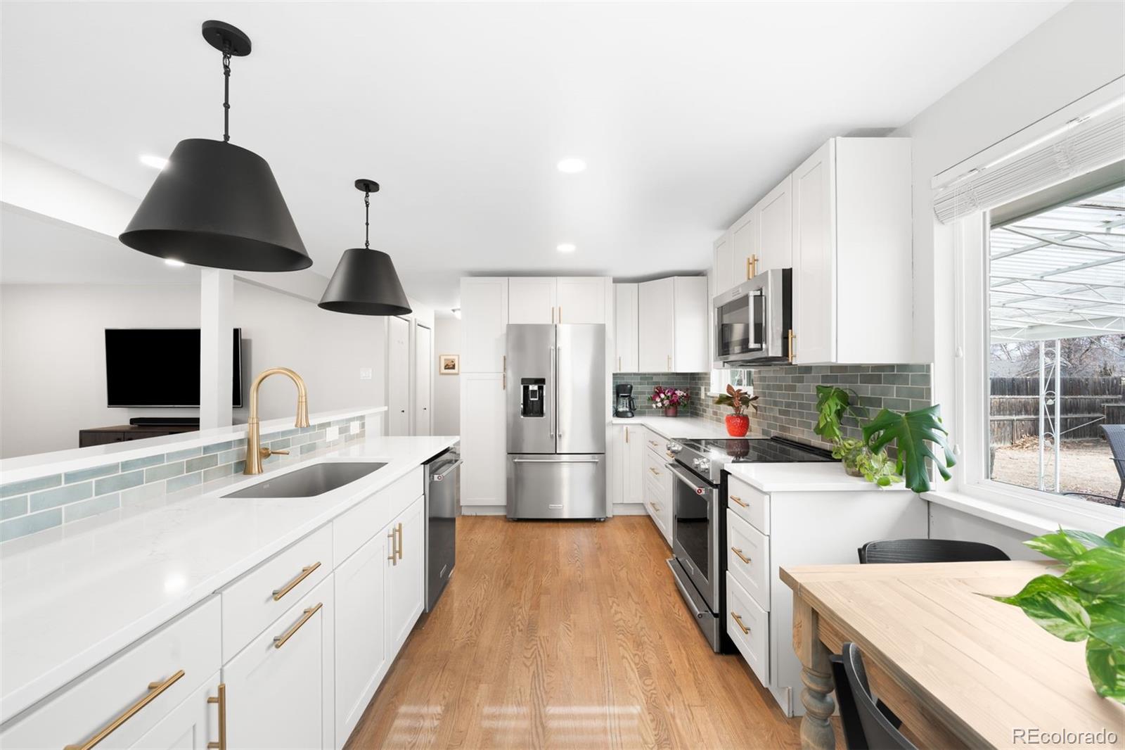MLS Image #7 for 2654 s high street,denver, Colorado