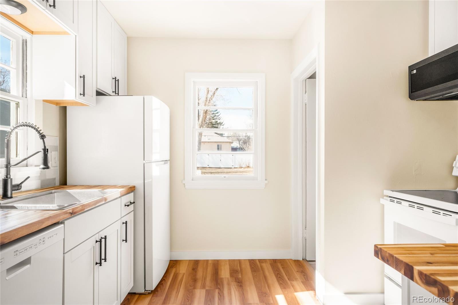 MLS Image #10 for 631 s grant avenue,fort collins, Colorado